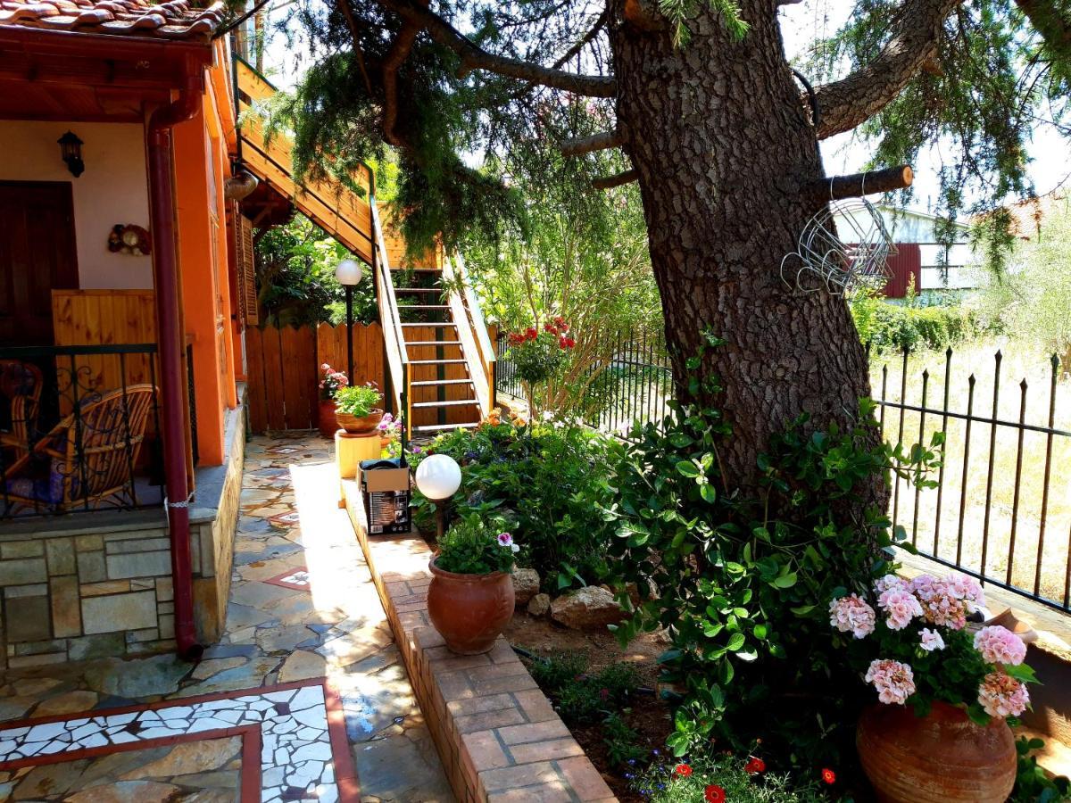 Handmade Peaceful Cozy House Near The Beach Nea Kallikrateia Exterior foto